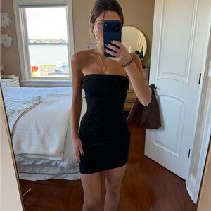 Elegant Black Strapless Dress